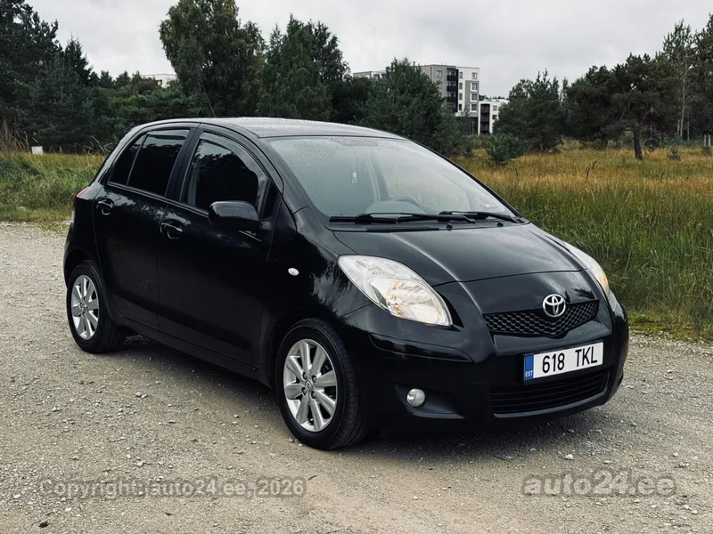 Toyota Yaris - 1