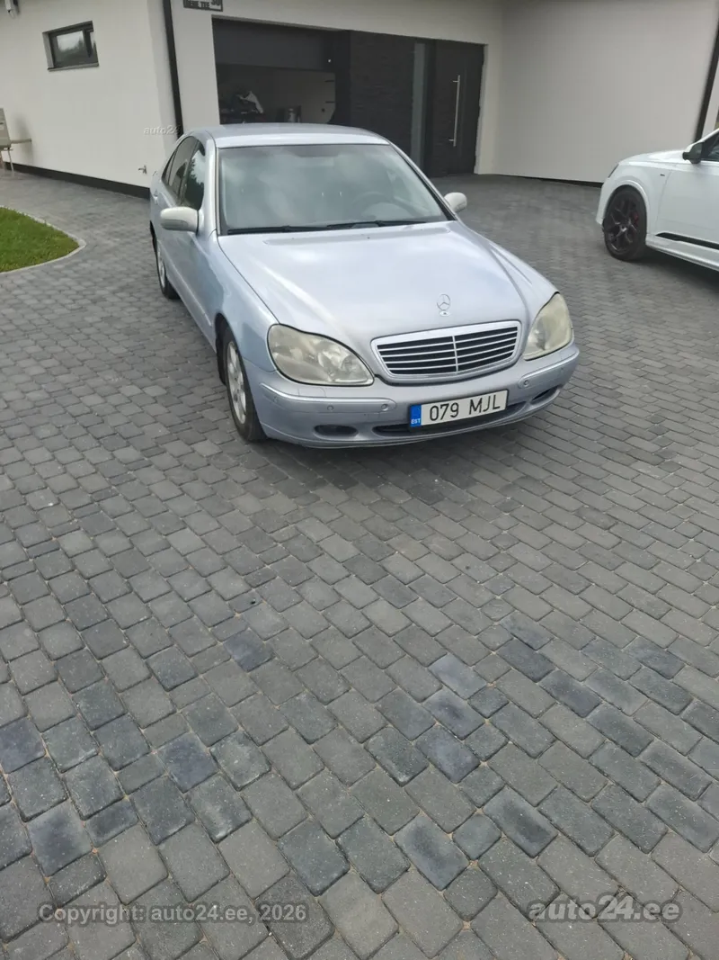 Mercedes-Benz S 320 - 1