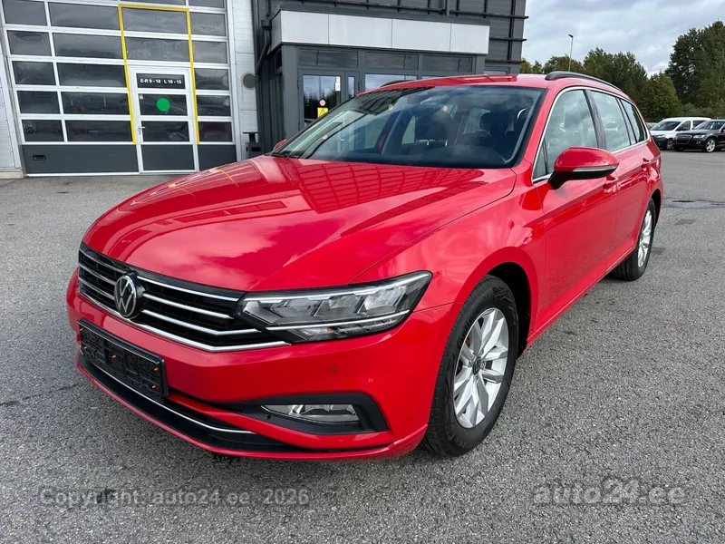 Volkswagen Passat - 1