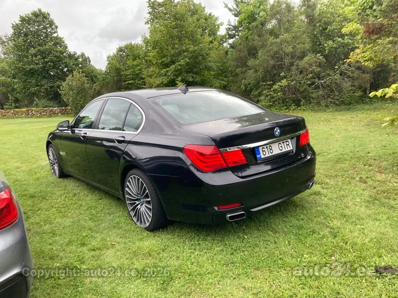 BMW BMW 740