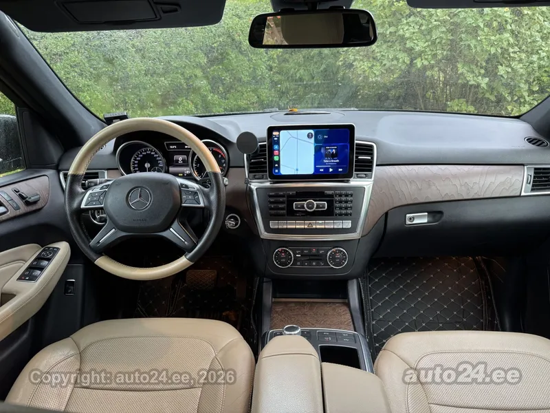 Mercedes-Benz ML 350 - 1