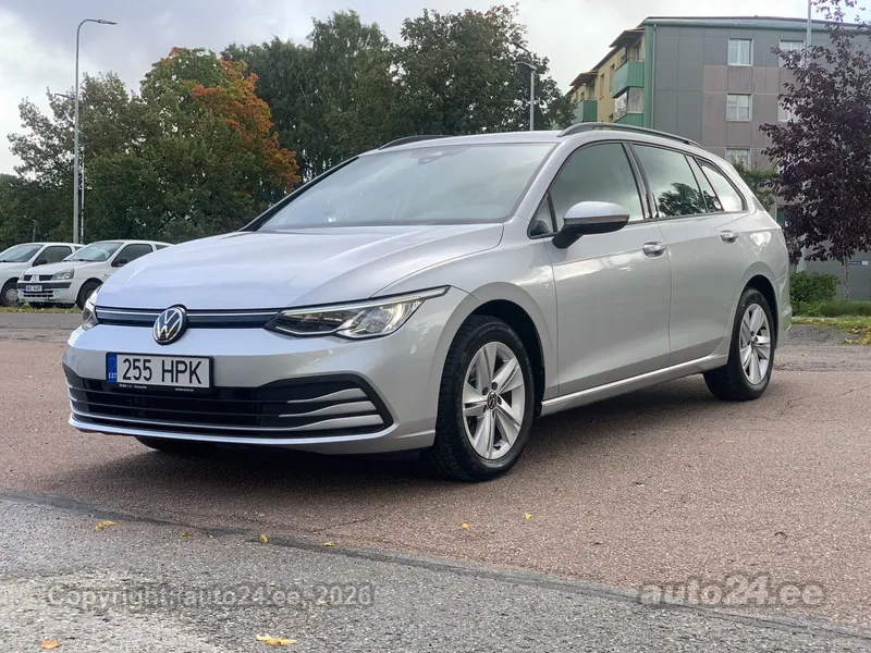 Volkswagen Golf - 1