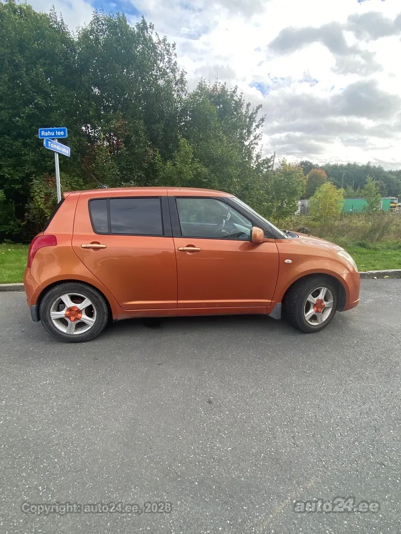 Suzuki Swift - 1