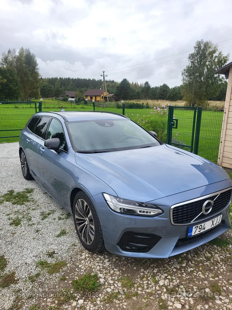 Volvo V90 - 1