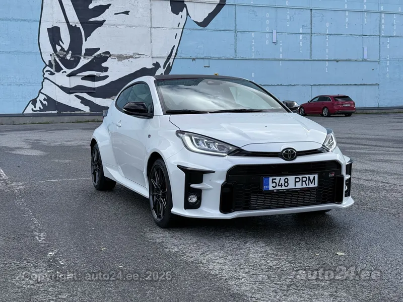 Toyota Yaris - 1