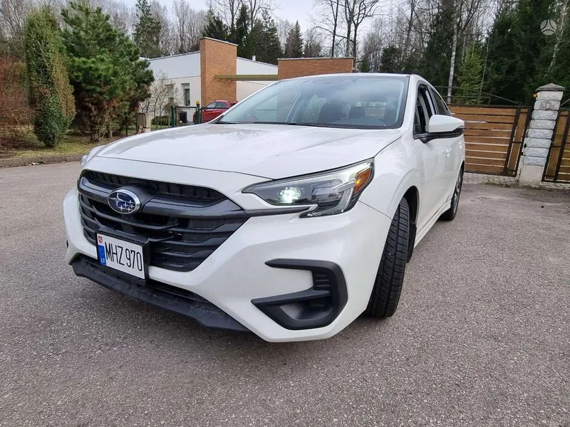Subaru Legacy - 1