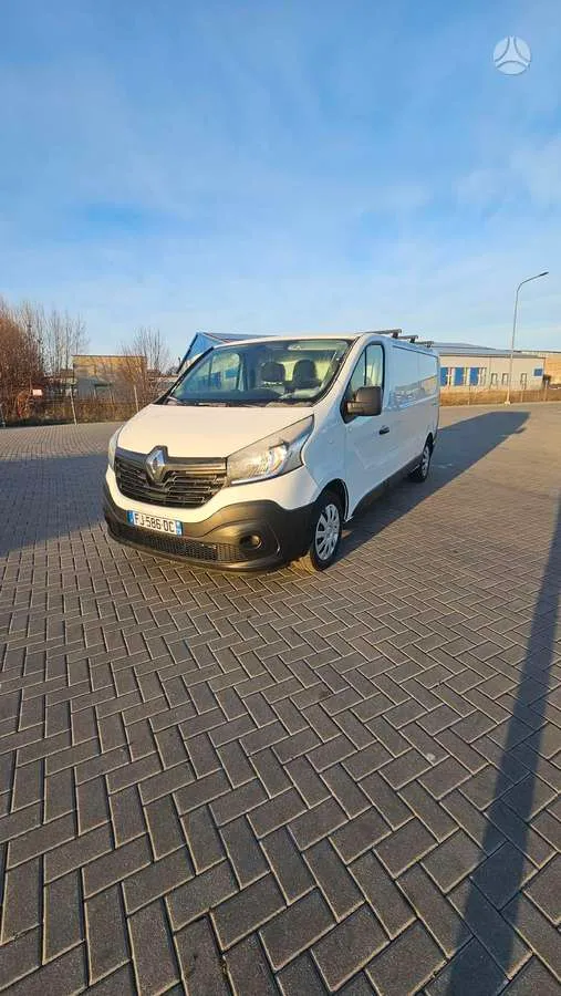 Renault Trafic - 1