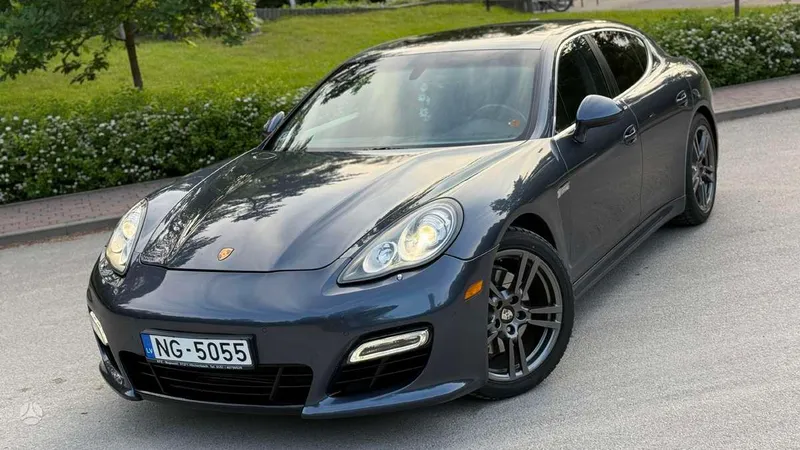 Porsche Porsche Panamera