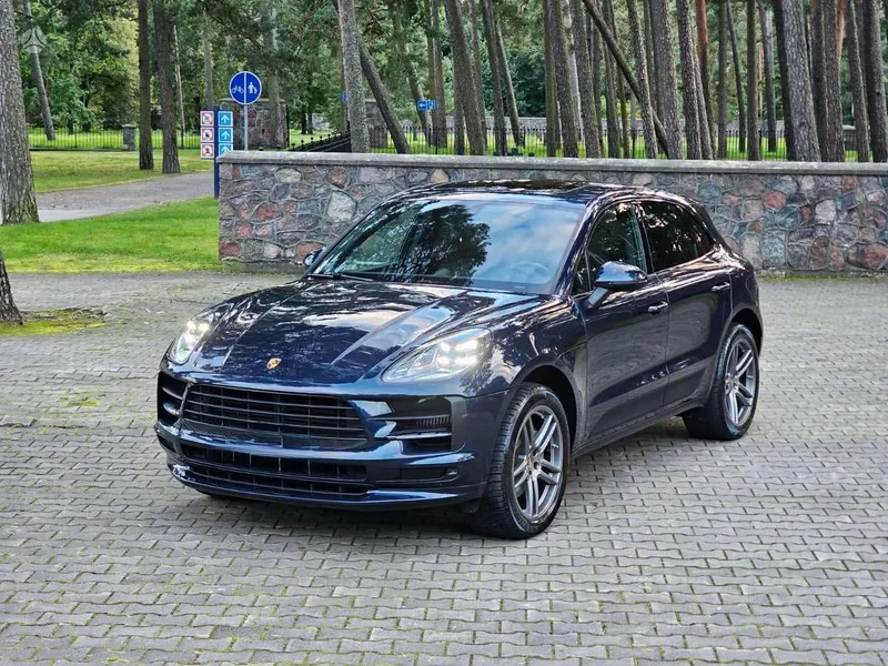 Porsche Macan - 1