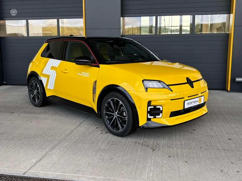 Renault 5 E-Tech - 1