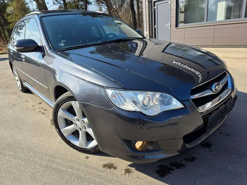 Subaru Legacy - 1