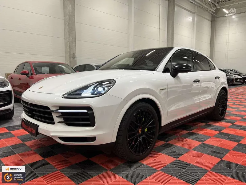 Porsche Cayenne Coupe - 1