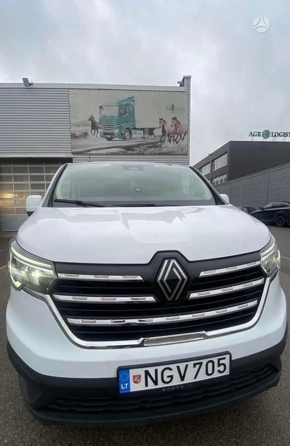 Renault Trafic - 1