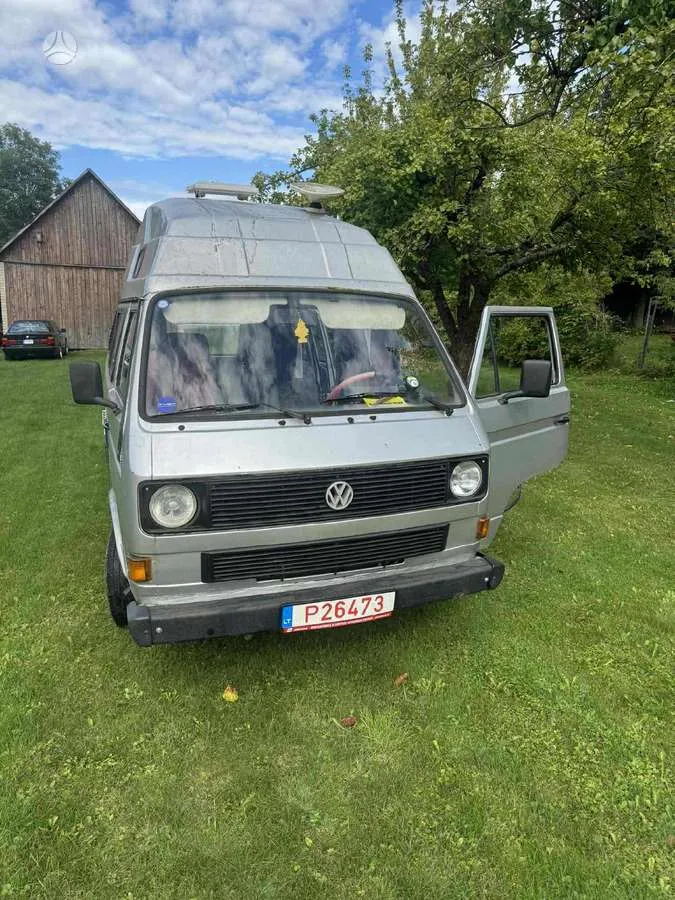 Volkswagen Transporter - 1