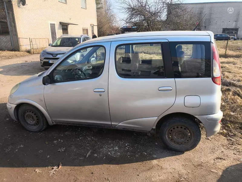 Toyota Toyota Verso-S