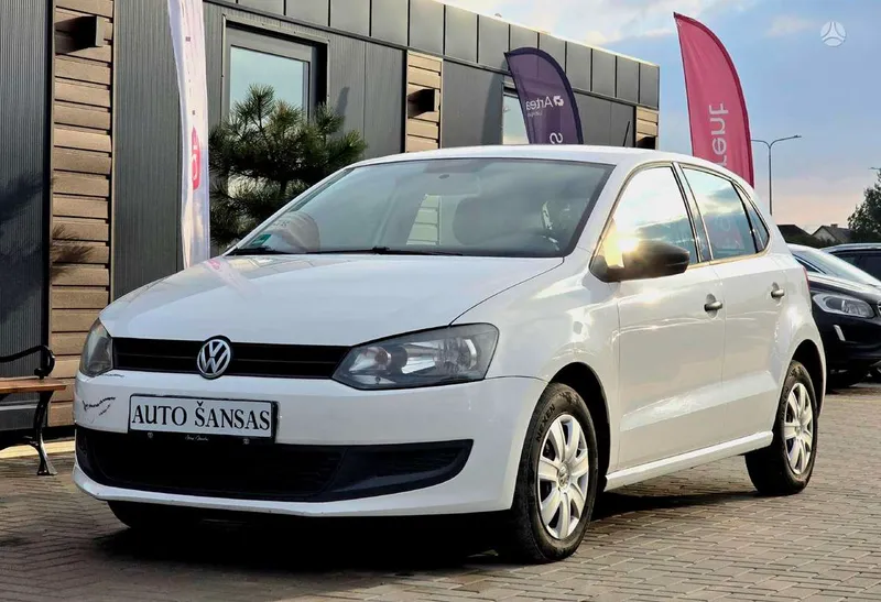 Volkswagen Polo - 1