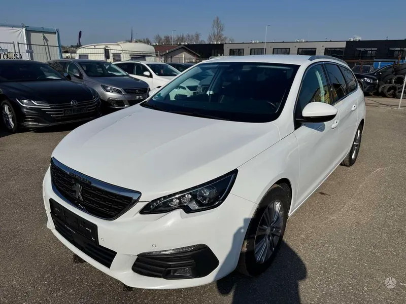 Peugeot 308 - 1