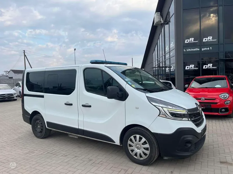 Renault Trafic - 1