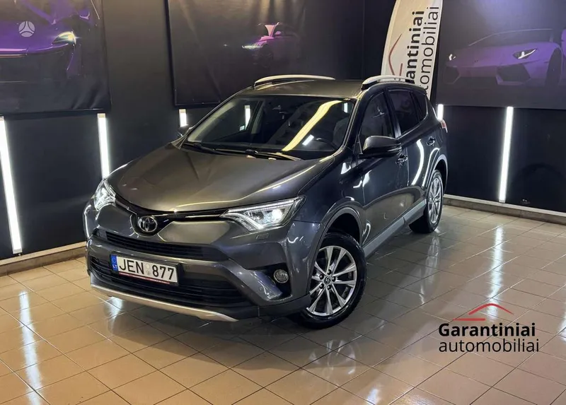 Toyota RAV4 - 1