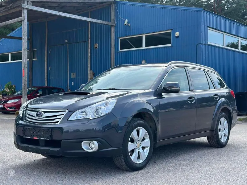 Subaru Outback - 1