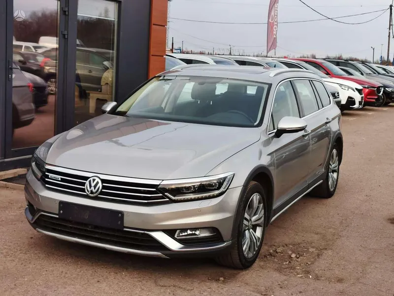 Volkswagen Passat Alltrack - 1