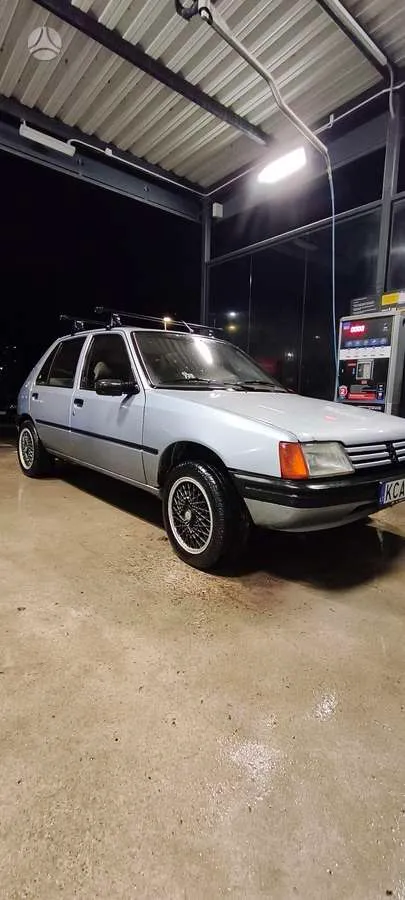 Peugeot Peugeot 205