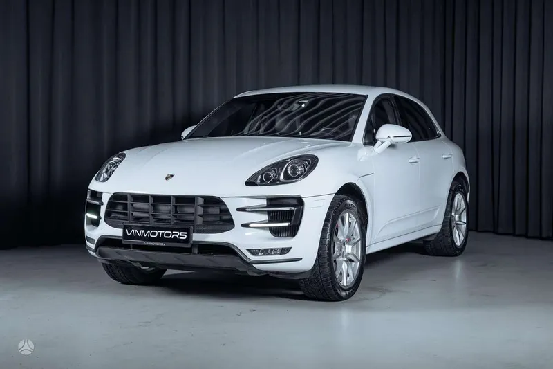 Porsche Macan - 1