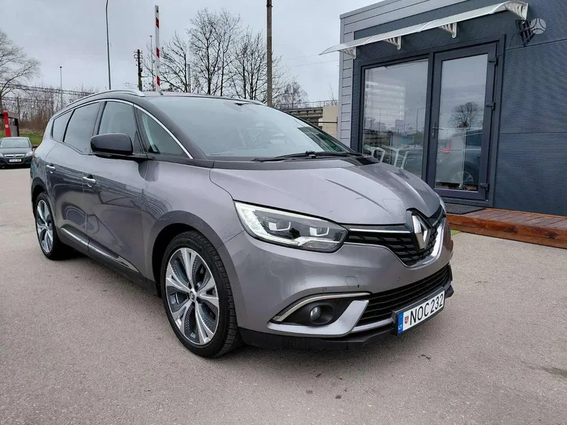 Renault Grand Scenic - 1