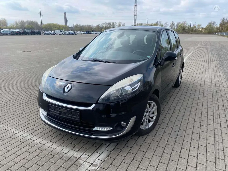 Renault Grand Scenic - 1