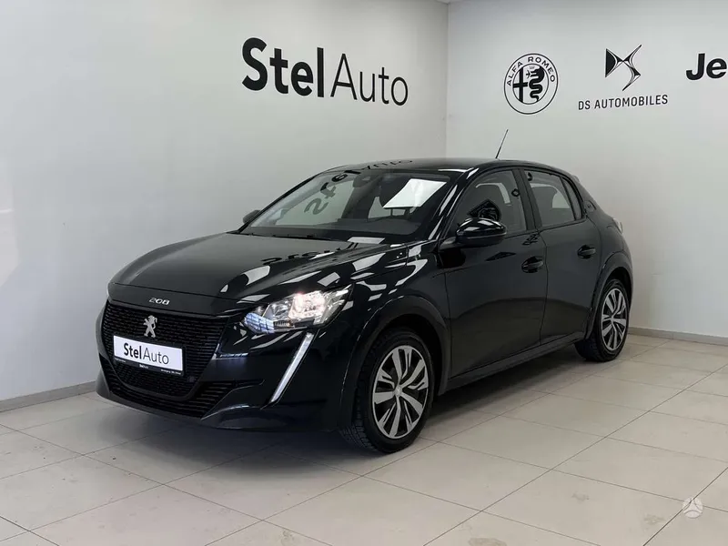 Peugeot 208 - 1