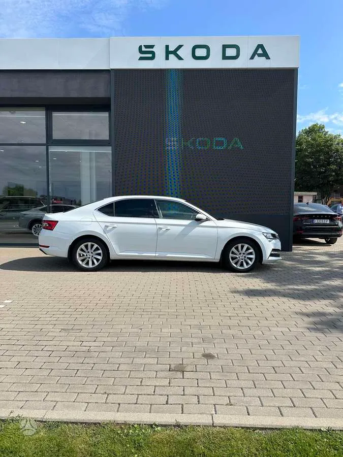Škoda Superb - 1