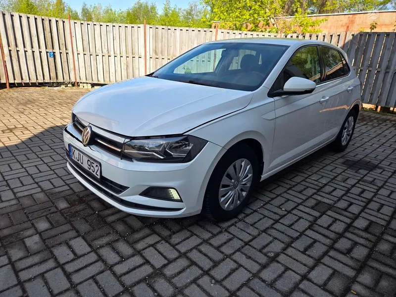 Volkswagen Polo - 1