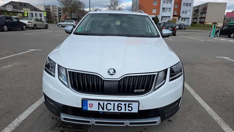 Škoda Octavia Scout - 1