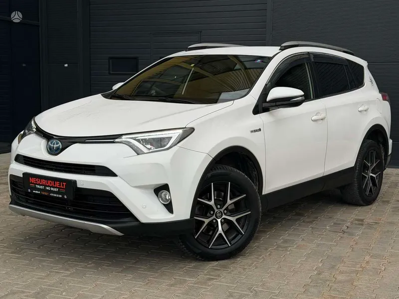 Toyota RAV4 - 1
