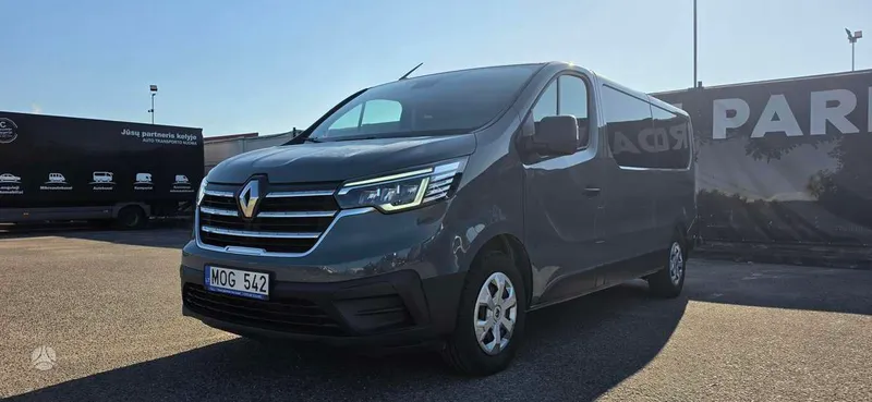 Renault Trafic - 1