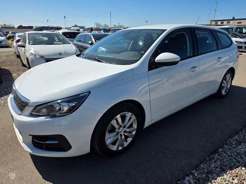 Peugeot 308 - 1