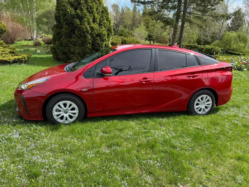 Toyota Prius - 1