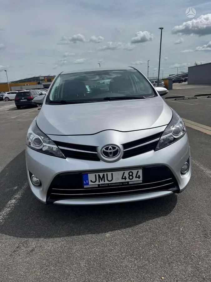 Toyota Toyota Verso