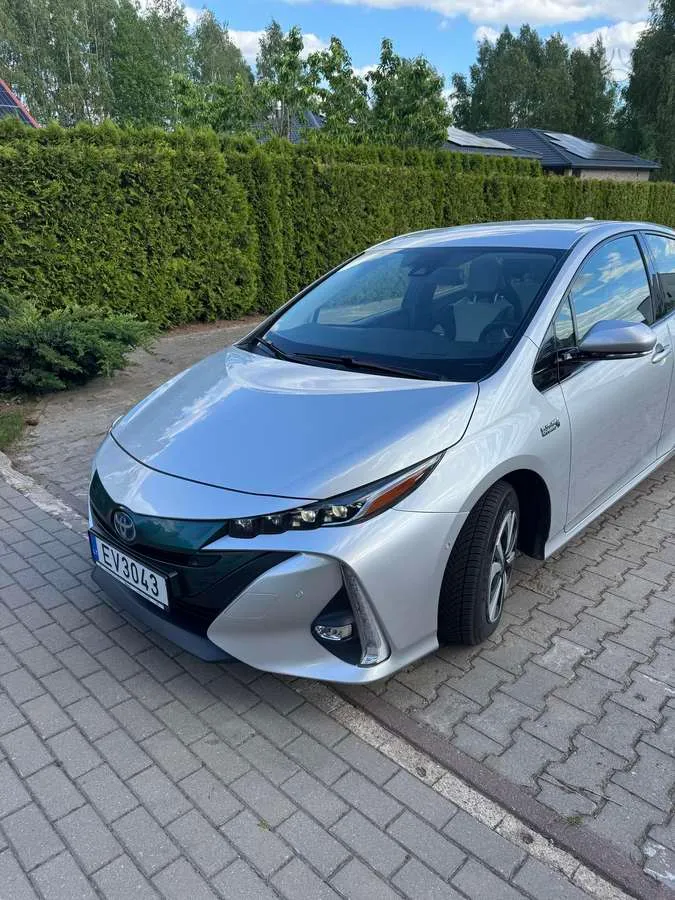 Toyota Prius Prime - 1