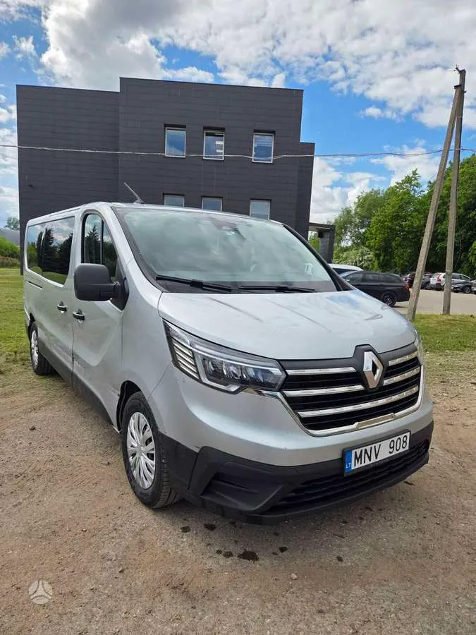 Renault Trafic - 1