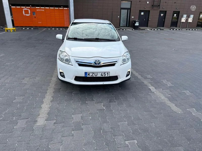 Toyota Auris - 1