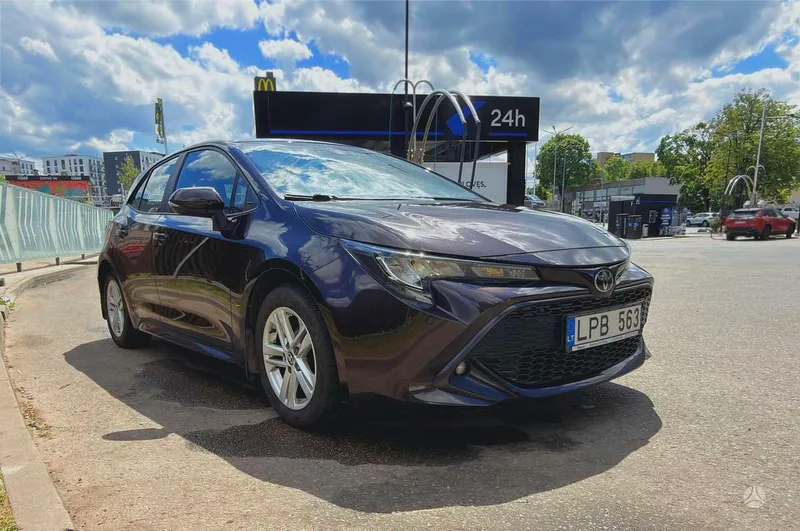 Toyota Corolla - 1
