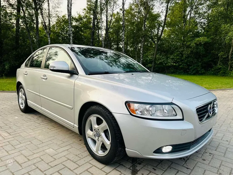 Volvo S40 - 1