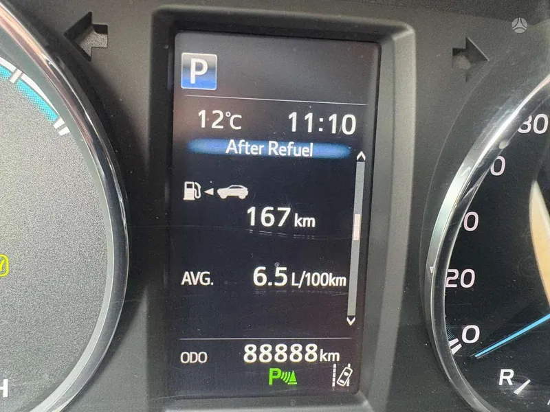 Toyota RAV4 - 1