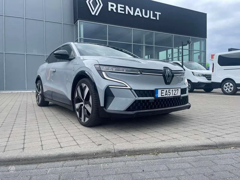 Renault Megane E-Tech - 1