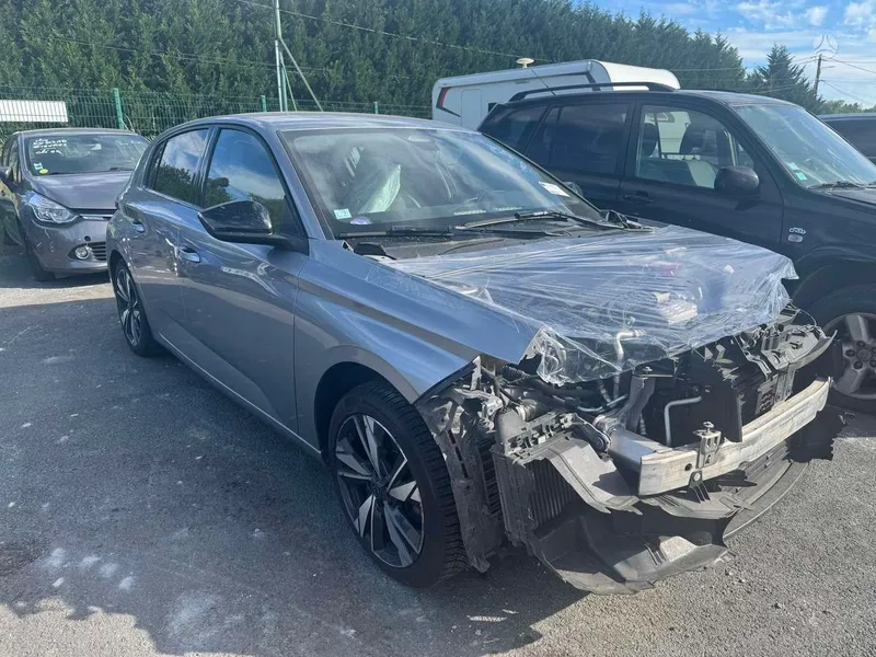 Peugeot 308 - 1