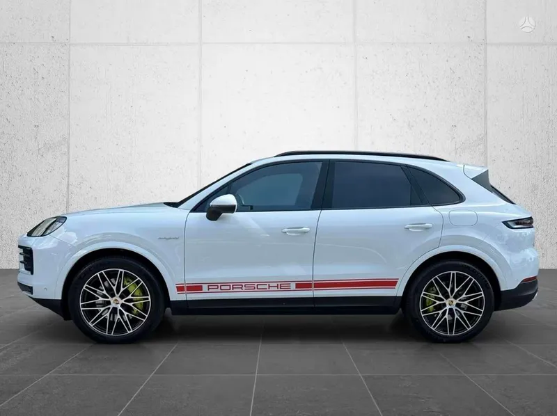 Porsche Cayenne - 1