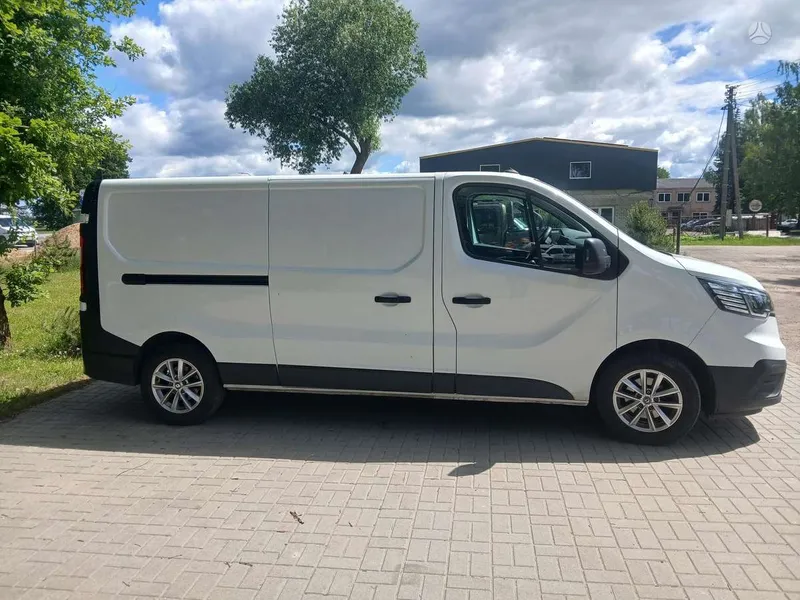 Renault Trafic - 1