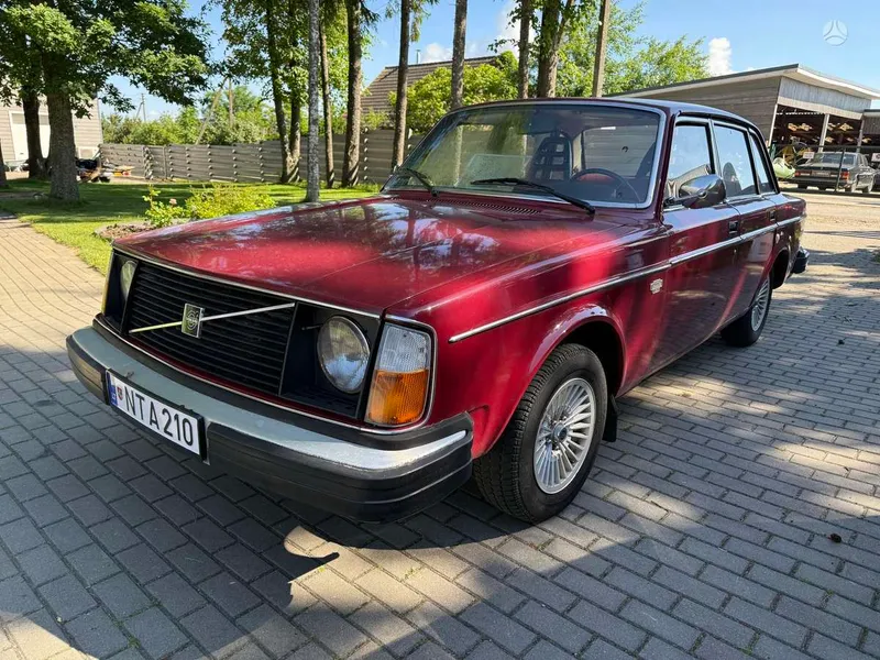 Volvo 244 - 1