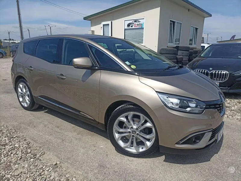 Renault Grand Scenic - 1